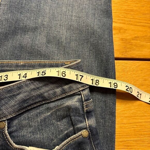 Paige Brigitte jeans 30 medium wash distressed - Picture 4 of 9